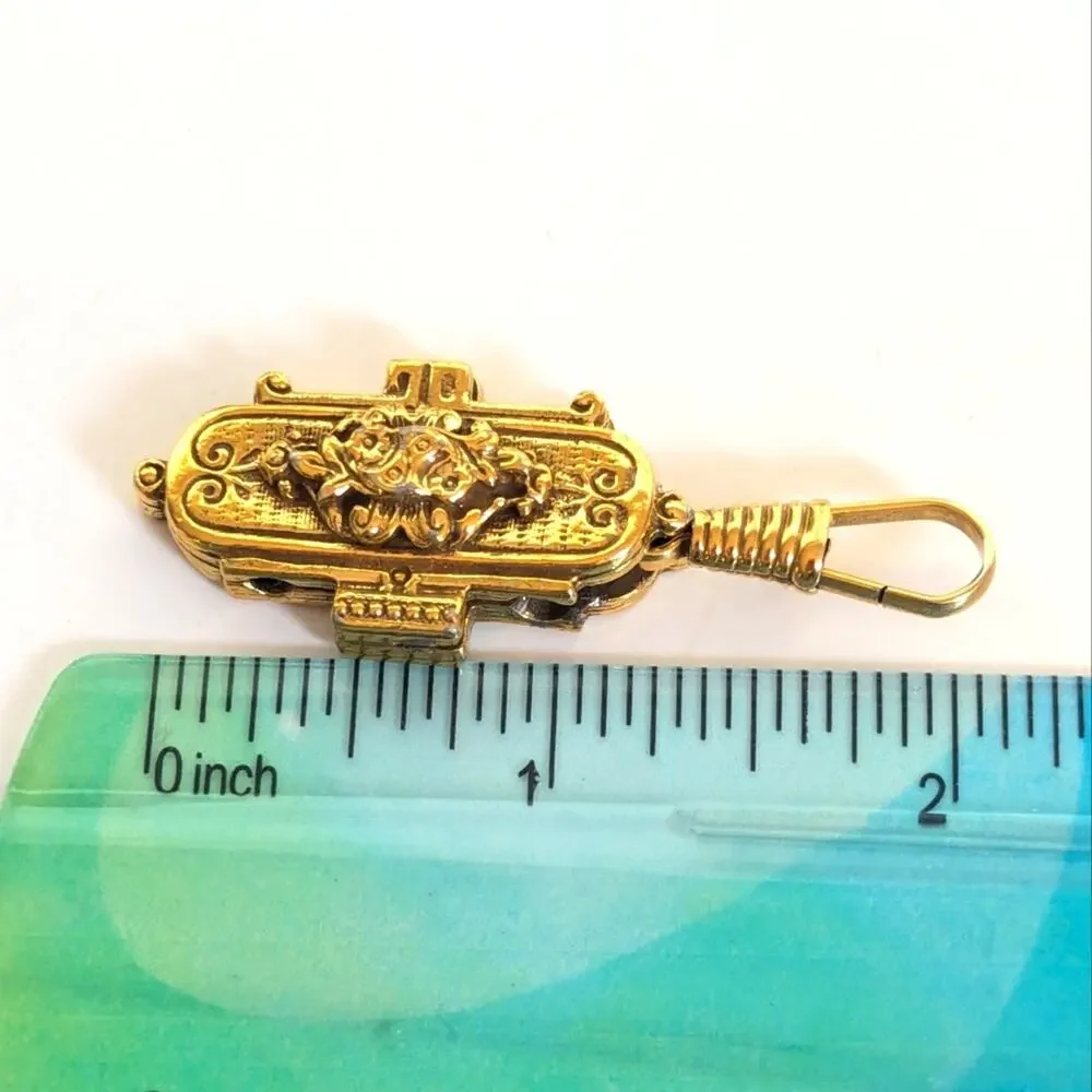 Vintage Estate Gold Tone Victorian Inspired Ornate Keychain Key Clip